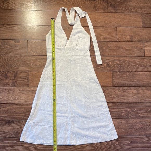 Anthropologie halter dress with all-over embroidery and hidden red embellishment - Picture 9 of 11